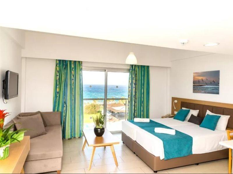 Ferienwohnung Helios 2 Paphos Exterior foto