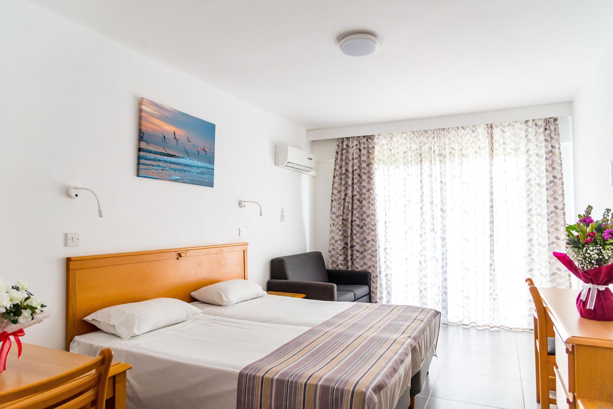 Ferienwohnung Helios 2 Paphos Exterior foto
