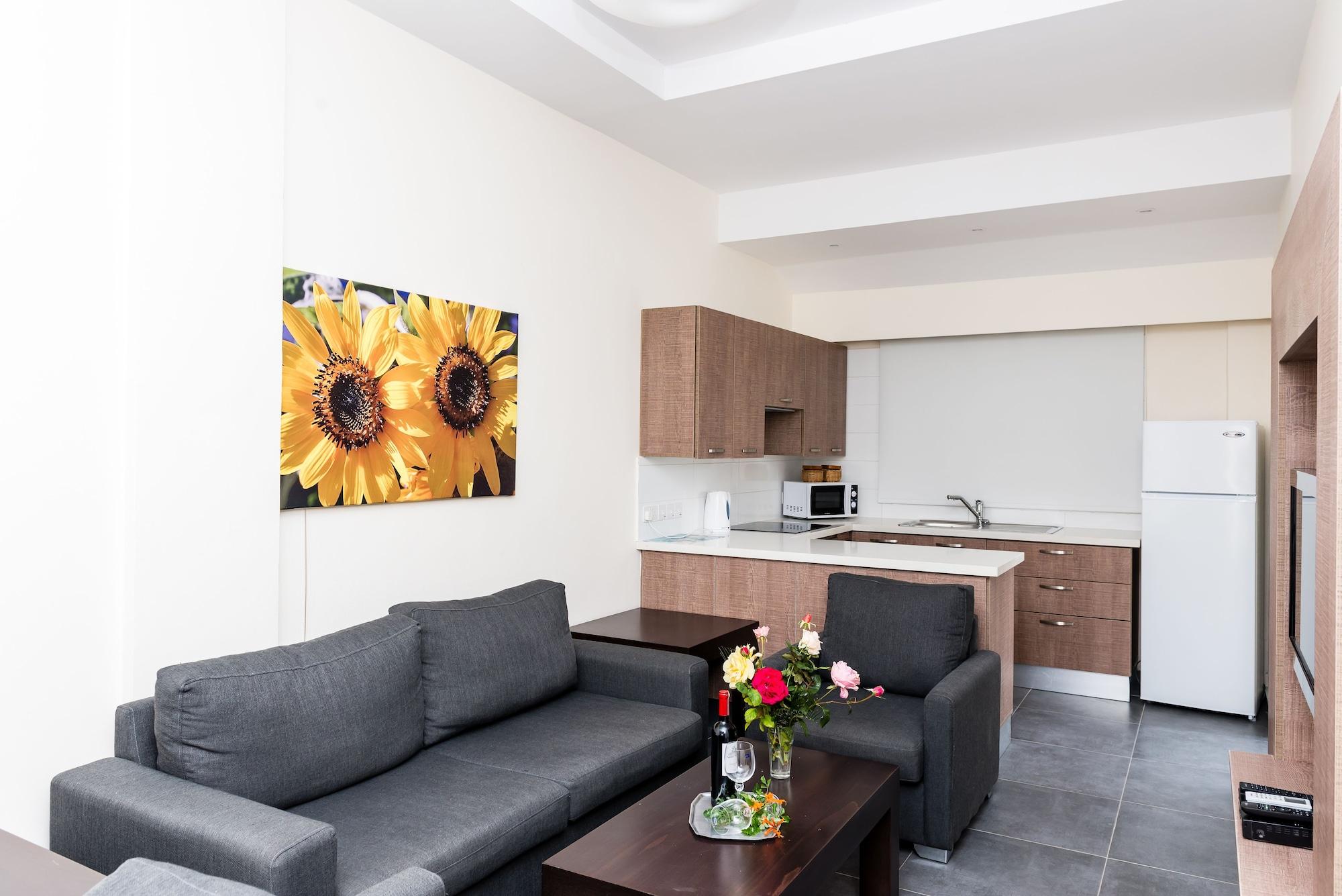 Ferienwohnung Helios 2 Paphos Exterior foto