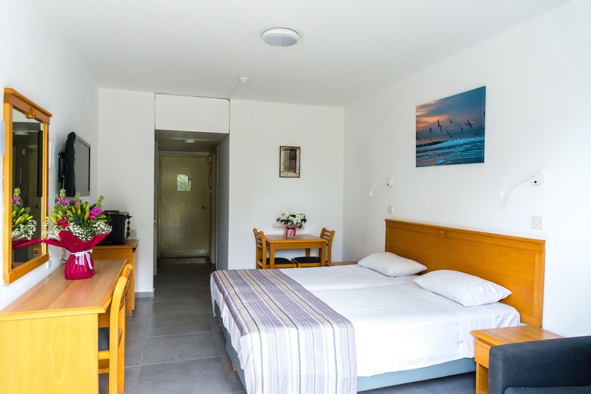 Ferienwohnung Helios 2 Paphos Exterior foto
