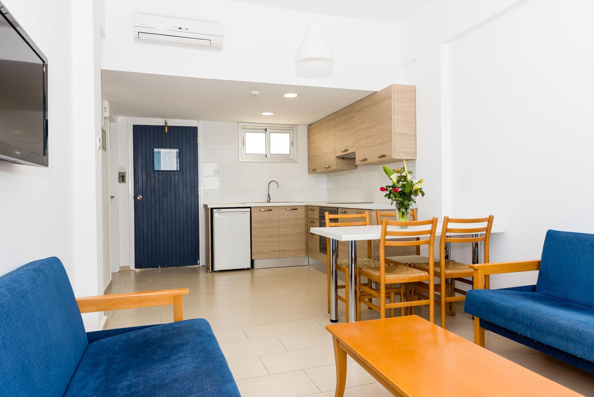 Ferienwohnung Helios 2 Paphos Exterior foto