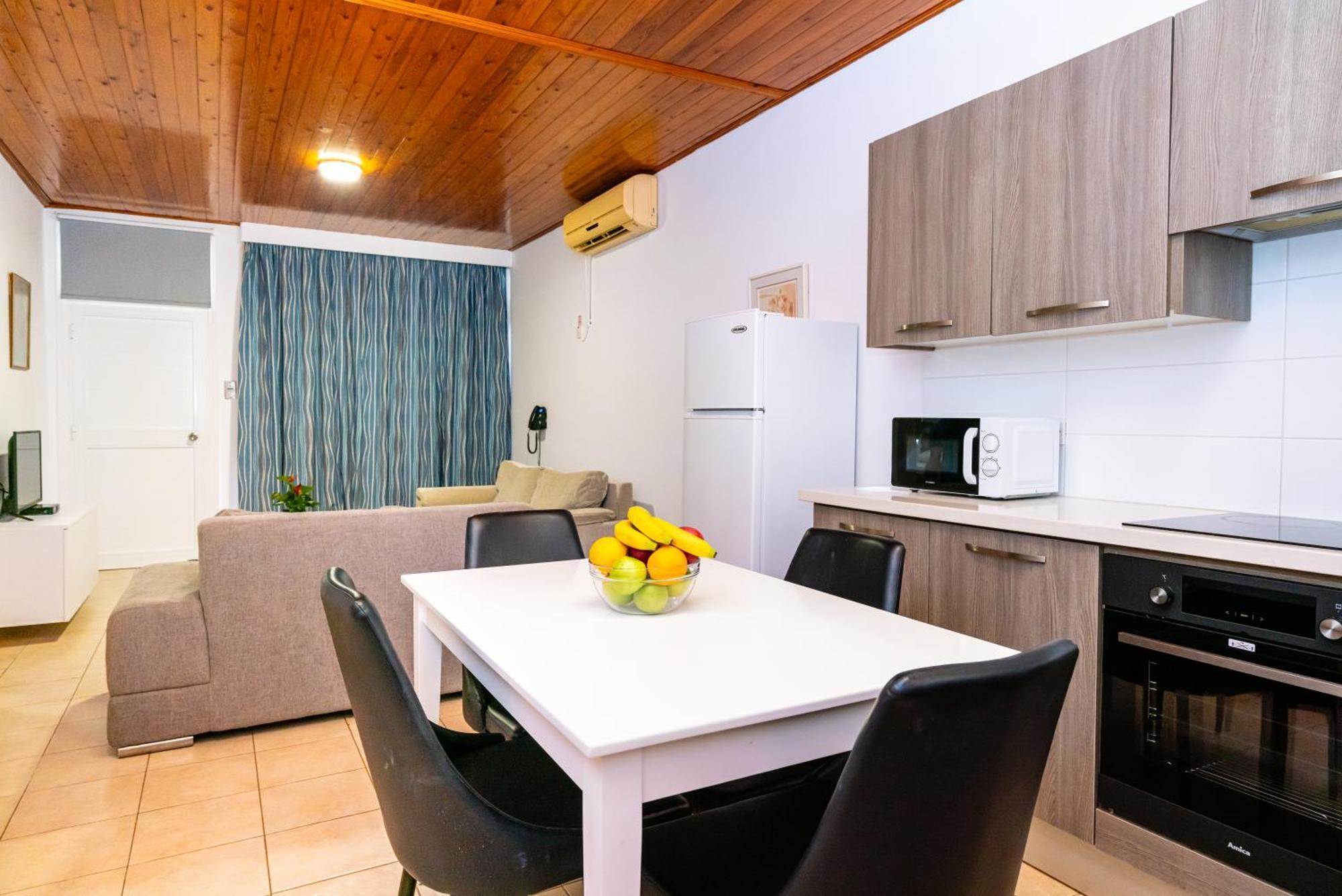 Ferienwohnung Helios 2 Paphos Exterior foto