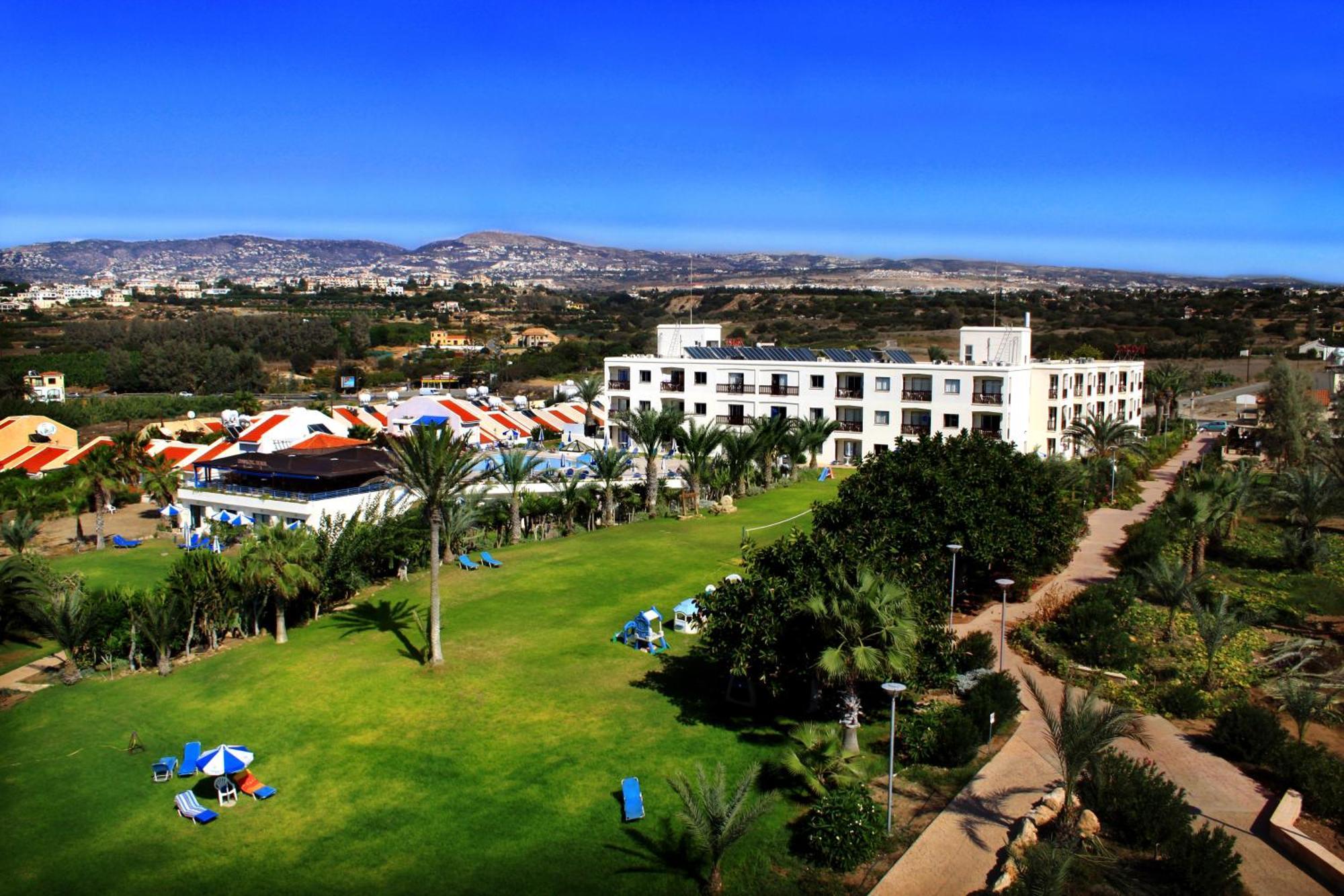 Ferienwohnung Helios 2 Paphos Exterior foto